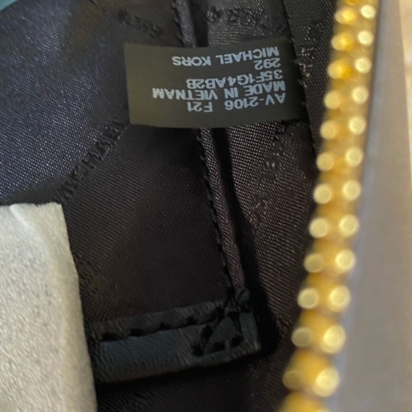 Michael Kors Adina signature backpack brown NWT - Picture 8 of 13